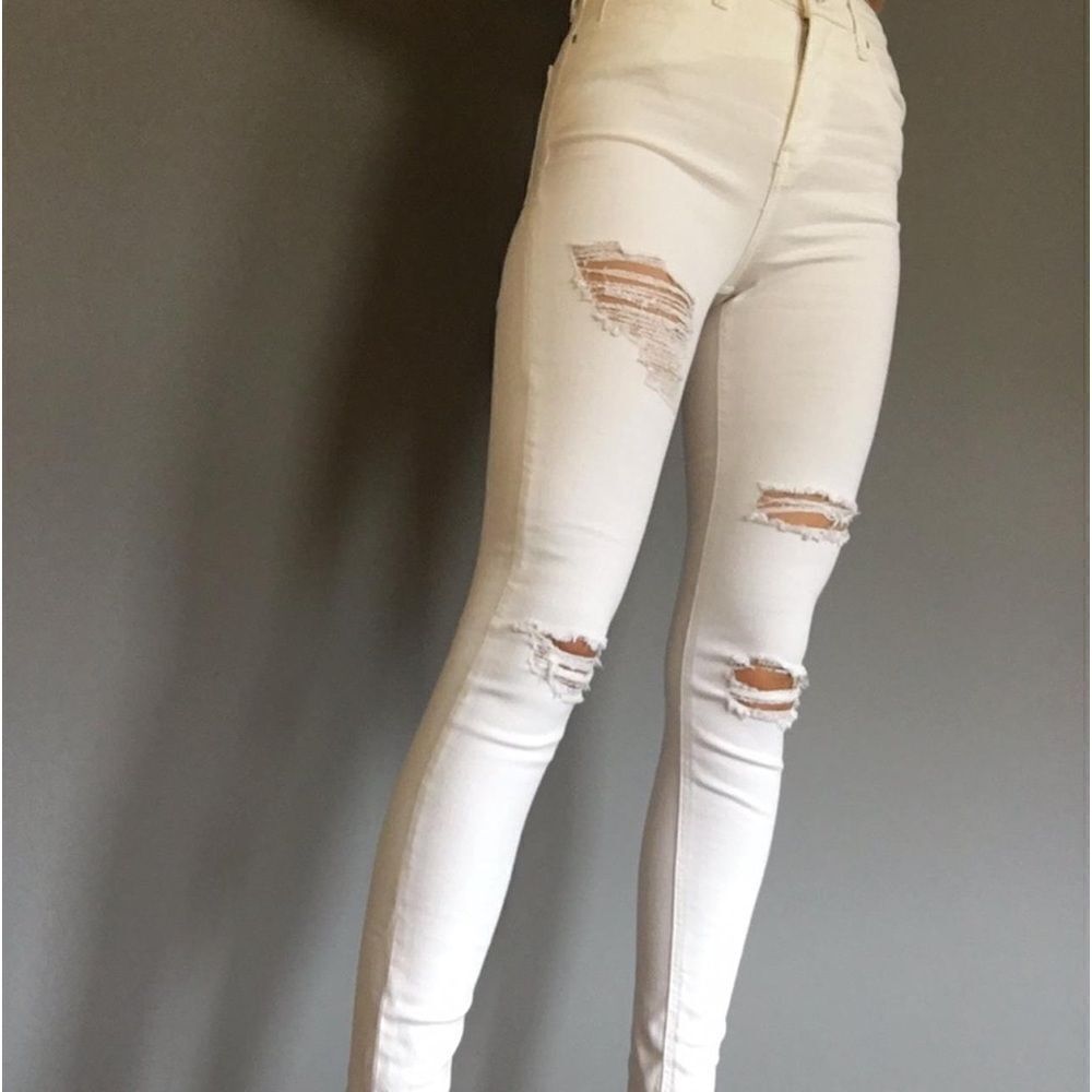 Topshop White Jamie Moto Distressed High-Rise Skinny Jeans

Product Details